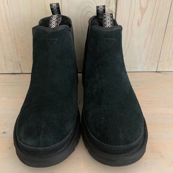 ugg neumel Chelsea black sude chukka boots new - Picture 2 of 9